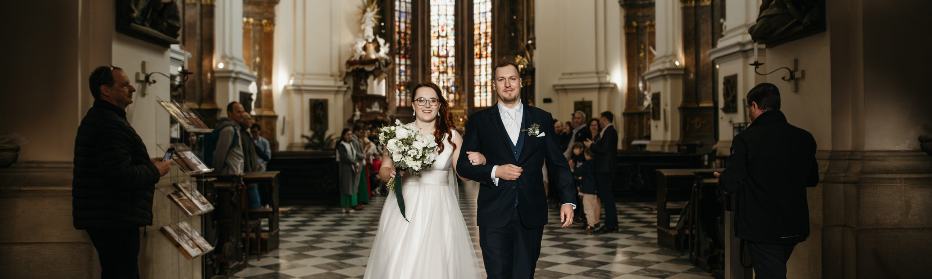 svatba v kostele